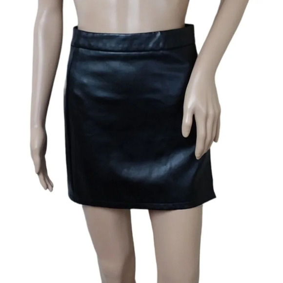 SHEIN Black Faux Leather Split Skirt - Picture 1 of 6